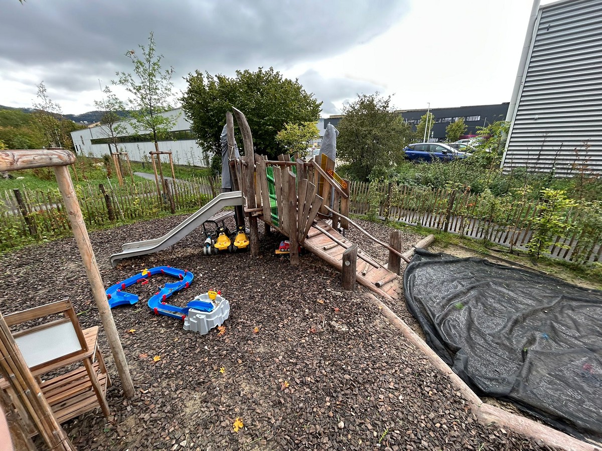 1200 Vivoea81833c 5ade 438e B00c 9ff951035ded